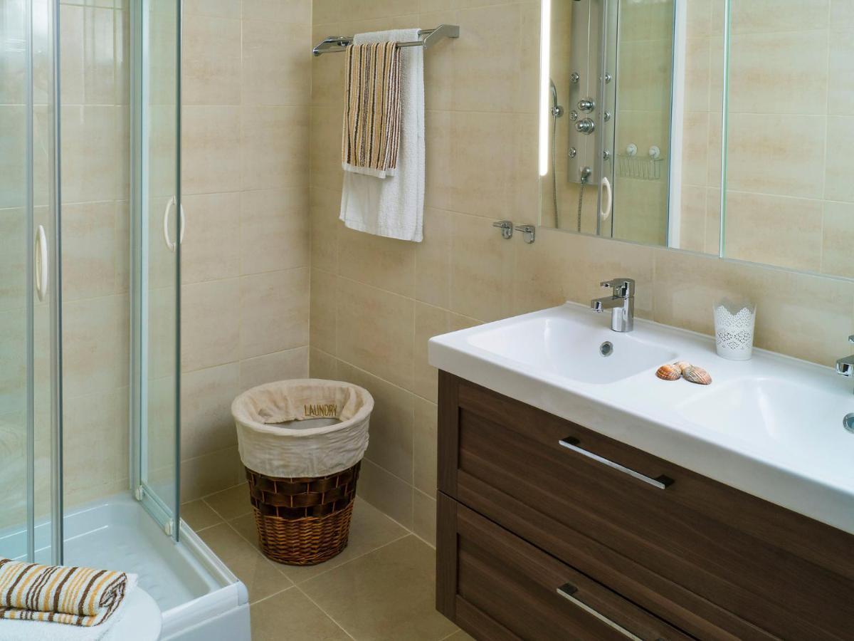 Puerto Paraiso By Interhome Estepona
